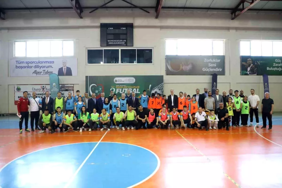 İnegöl Belediyesi Engelliler Haftası\'nda Futsal Turnuvası Düzenledi