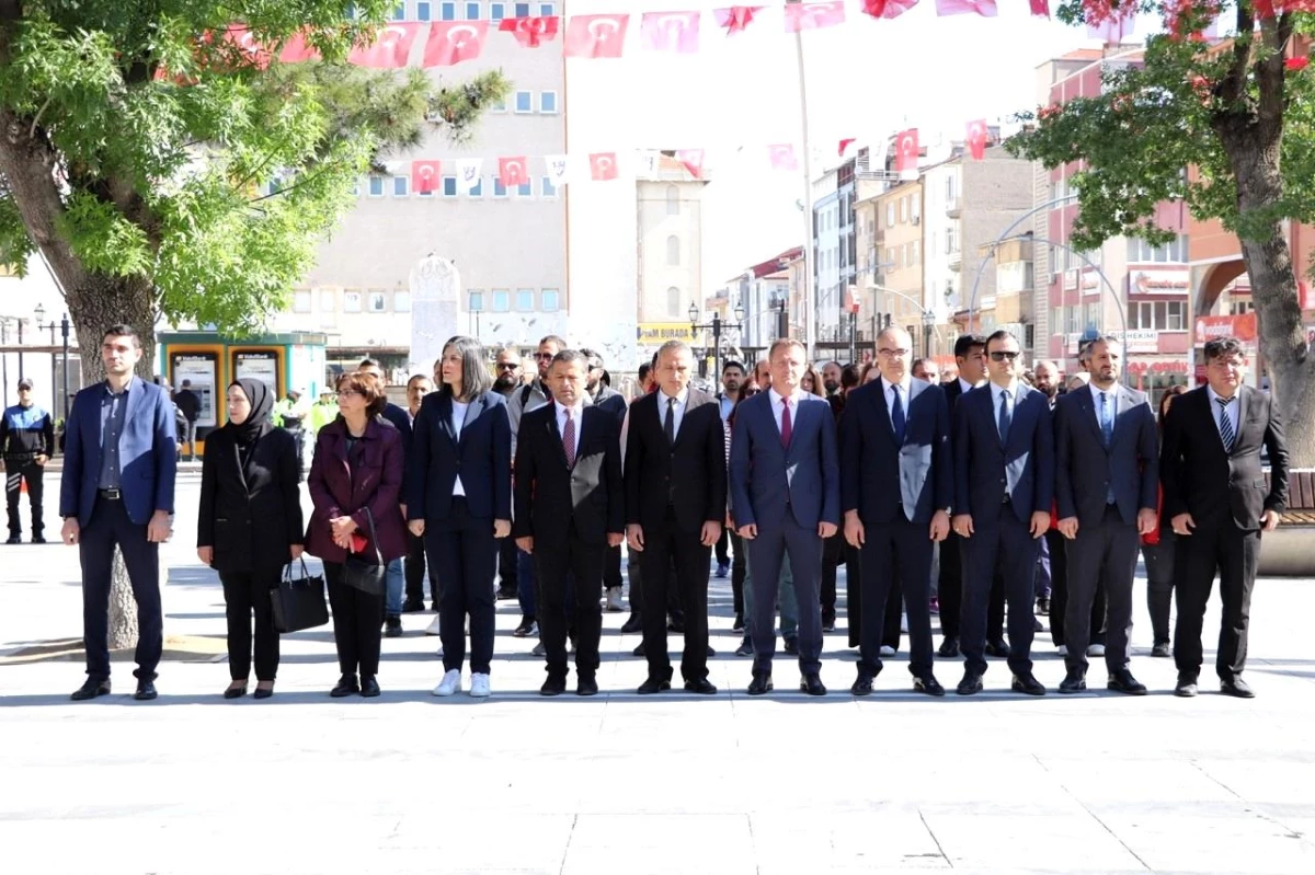 Karaman\'da 19 Mayıs Atatürk\'ü Anma, Gençlik ve Spor Bayramı ile Gençlik Haftası kutlamaları başladı