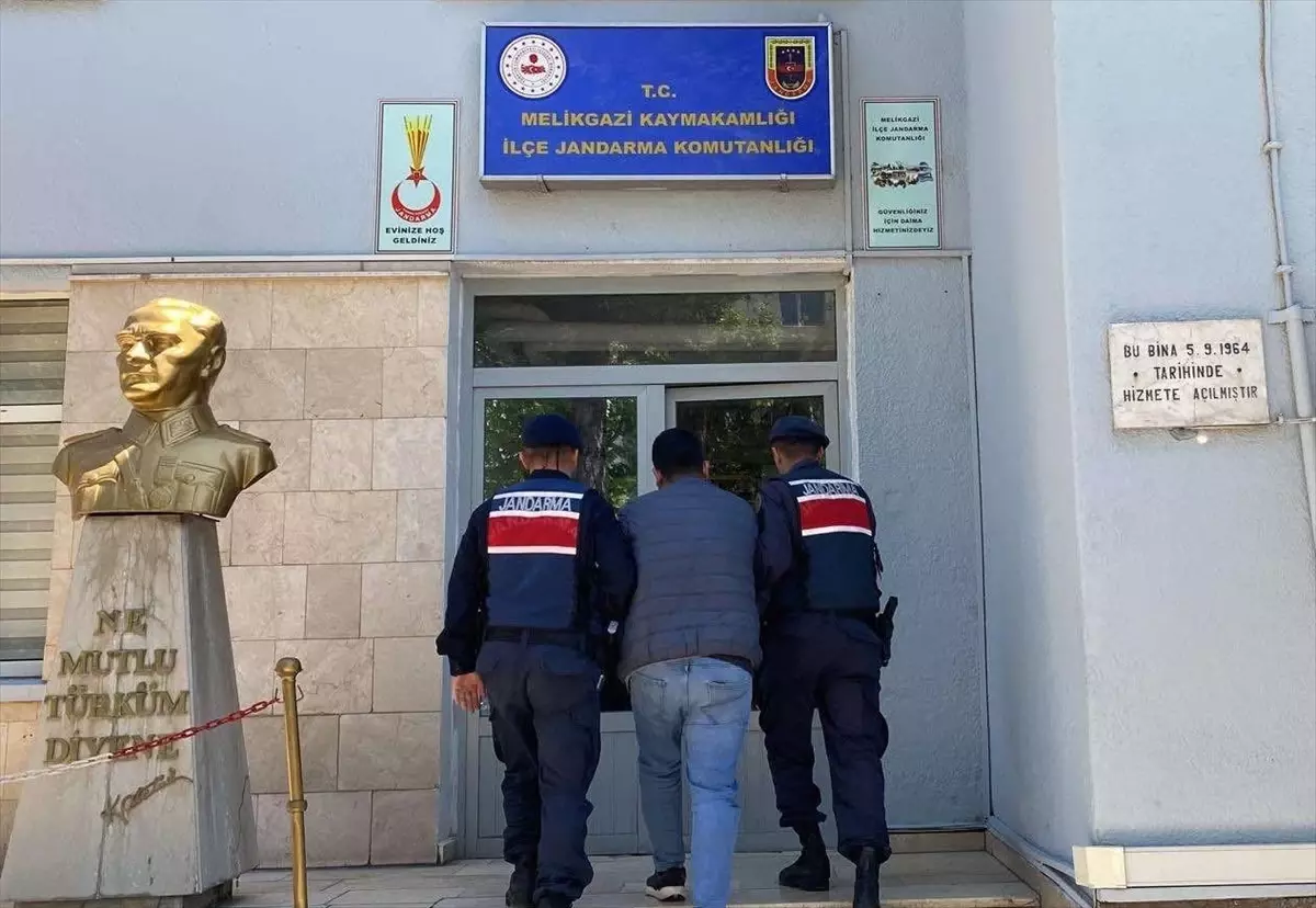 Kayseri\'de DEAŞ üyesi olduğu iddia edilen zanlı yakalandı