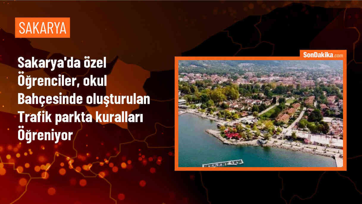 Sakarya\'da özel öğrenciler trafik parkında eğitim alıyor