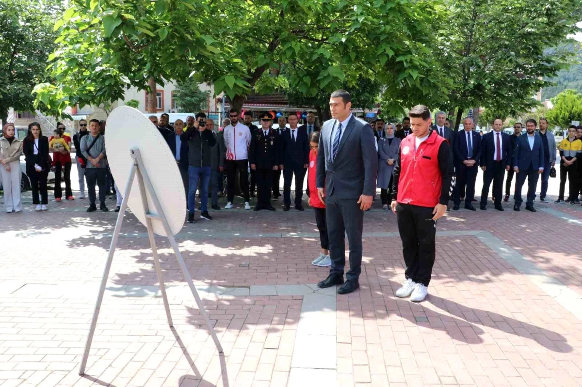 Amasya\'da 19 Mayıs Atatürk\'ü Anma Programı Düzenlendi