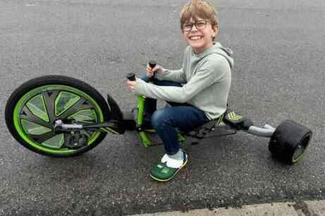 10 Yaşındaki çocuk, okulda maruz kaldığı zorbalık nedeniyle hayatına son verdi, aile okulu suçaldı