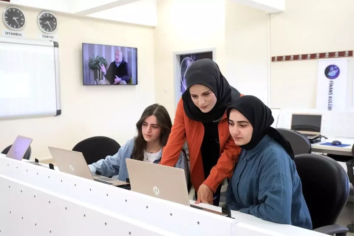 Ağrı İbrahim Çeçen Üniversitesi\'nde Finans Laboratuvarı açıldı