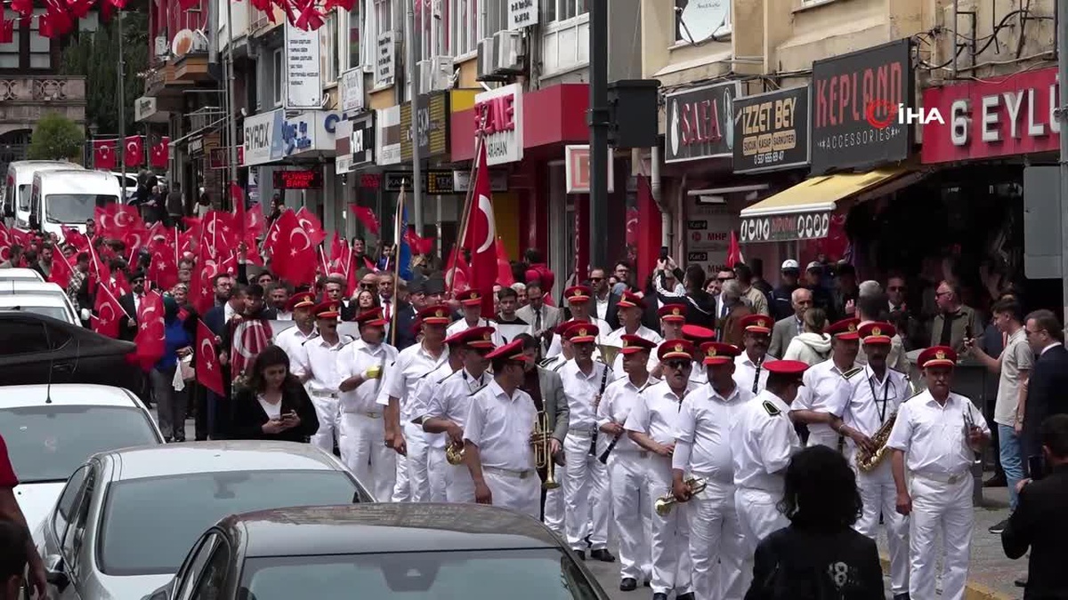 Balıkesirliler, Kuvayı Milliye Günü\'nü kutladı