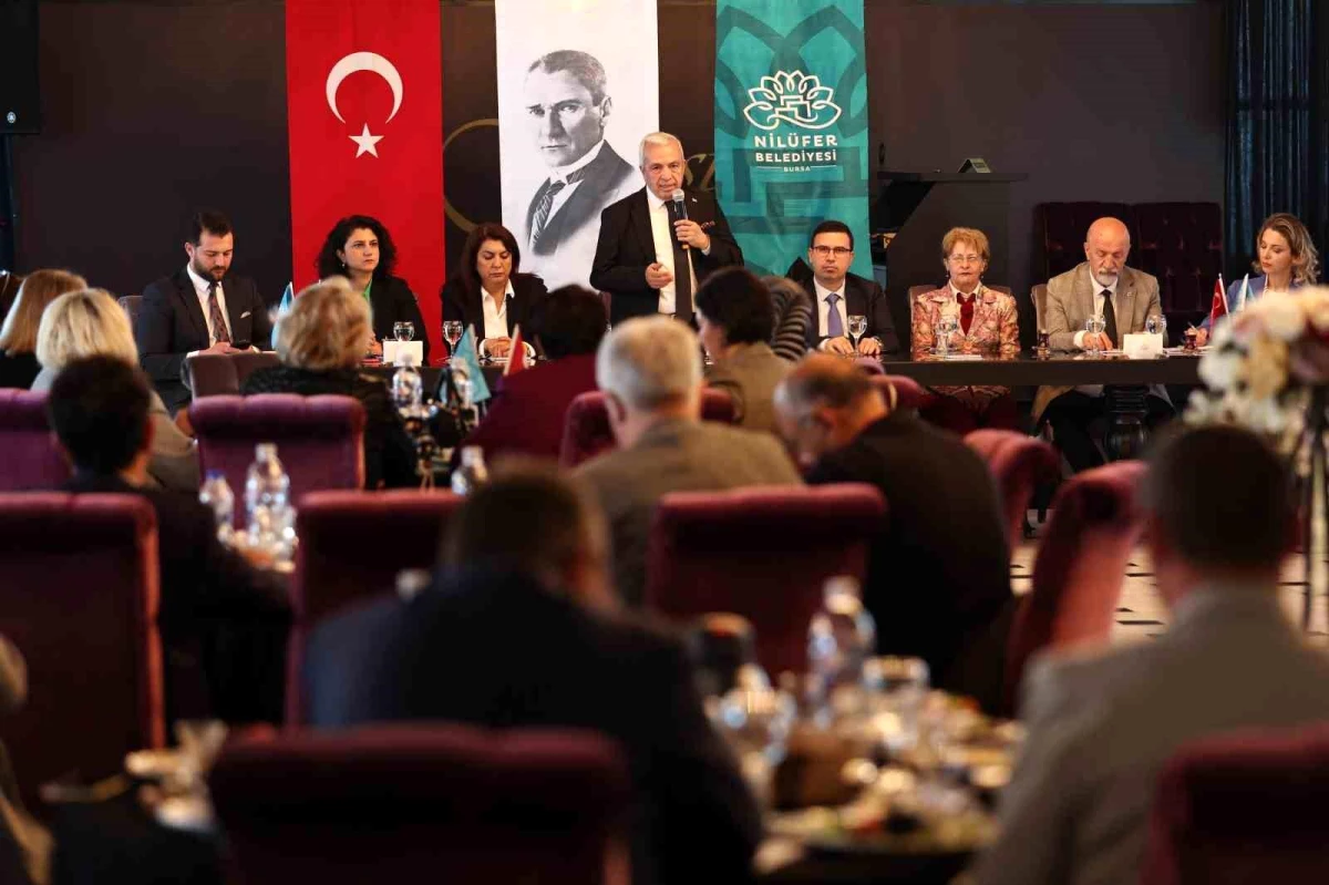 Nilüfer Belediye Başkanı Şadi Özdemir, Mahalle Muhtarlarıyla Buluştu