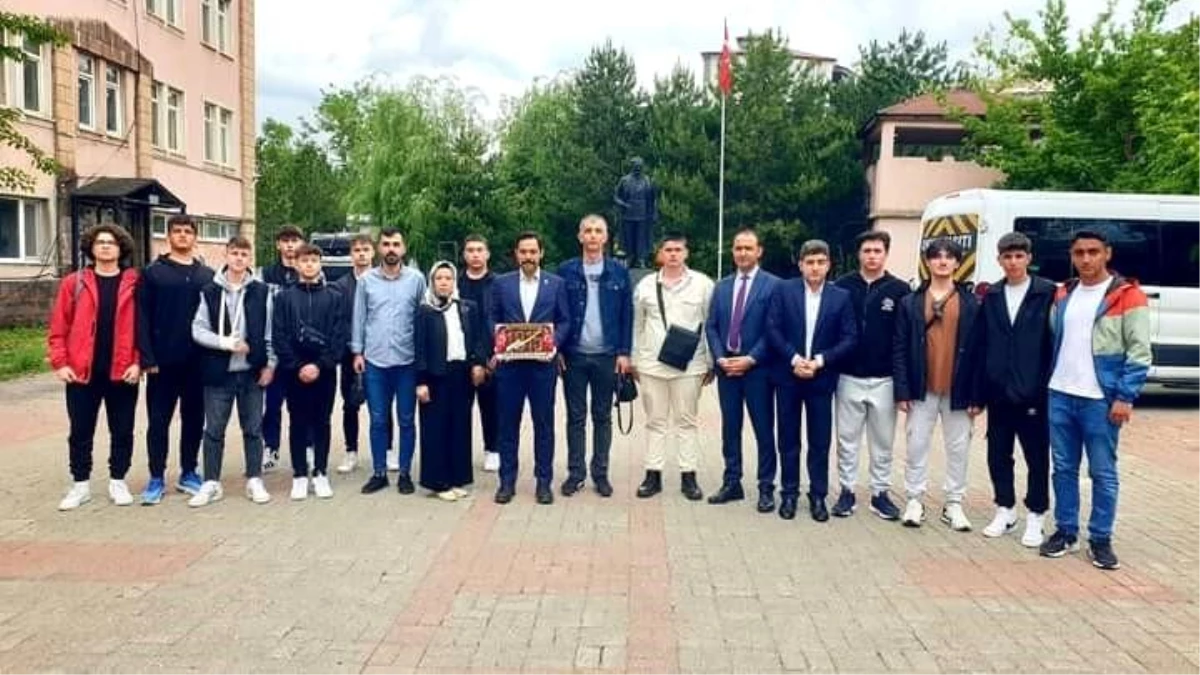 Bitlis\'te Evliya Çelebi Öğrenci Değişim Programı kapsamında Edirne\'den gelen öğrenciler misafir edildi