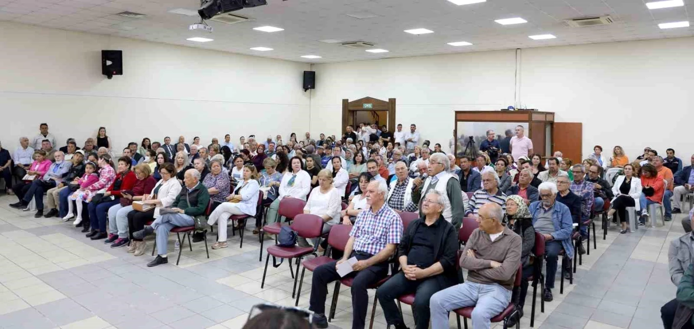 Menteşe Belediye Başkanı Gonca Köksal, halk buluşmasında vatandaşları dinledi