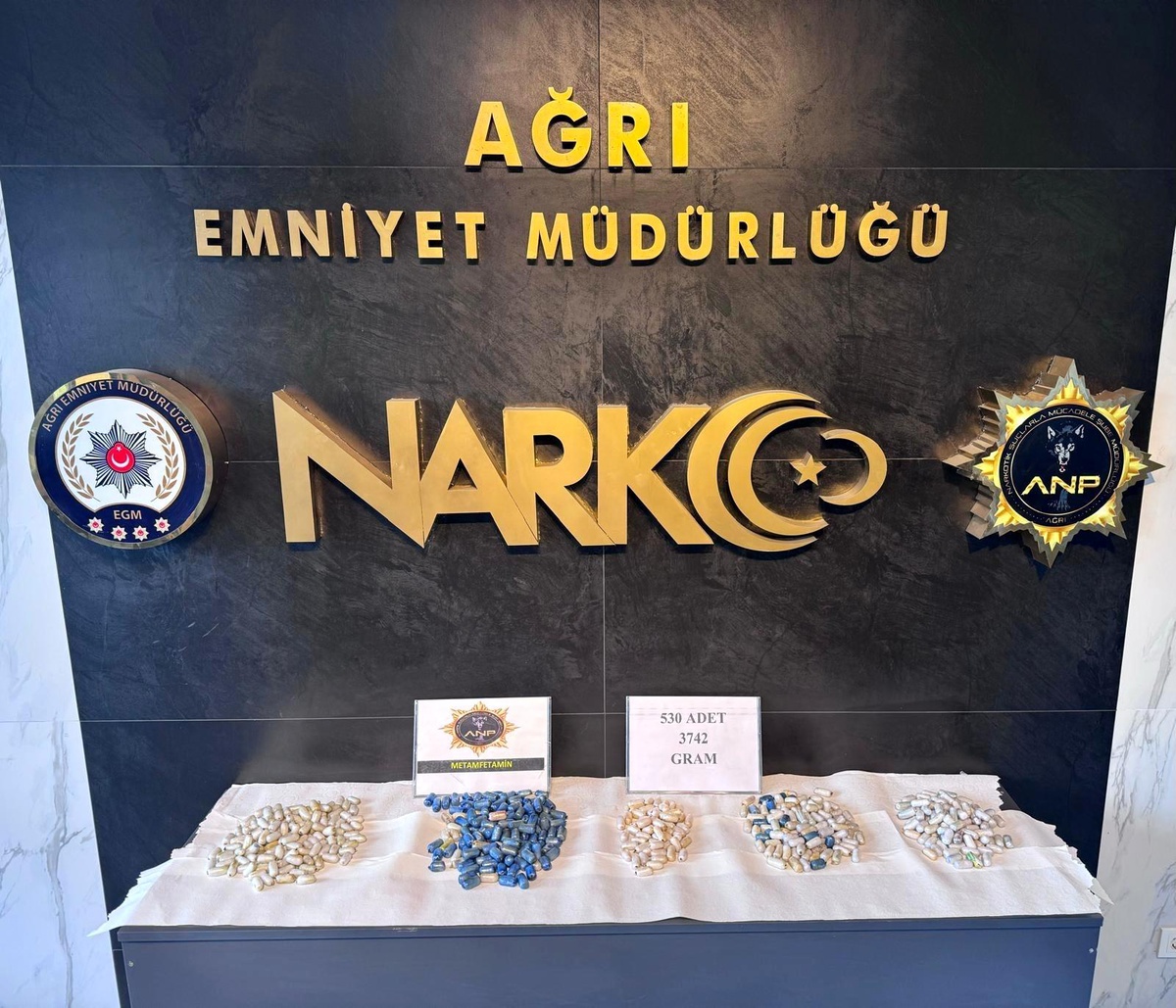 Ağrı\'da İran uyruklu 5 kişi uyuşturucuyla yakalandı