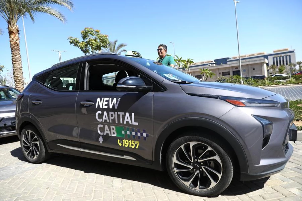 Mısır, Yeni İdari Başkent\'te Elektrikli Taksi Filosu Başlattı