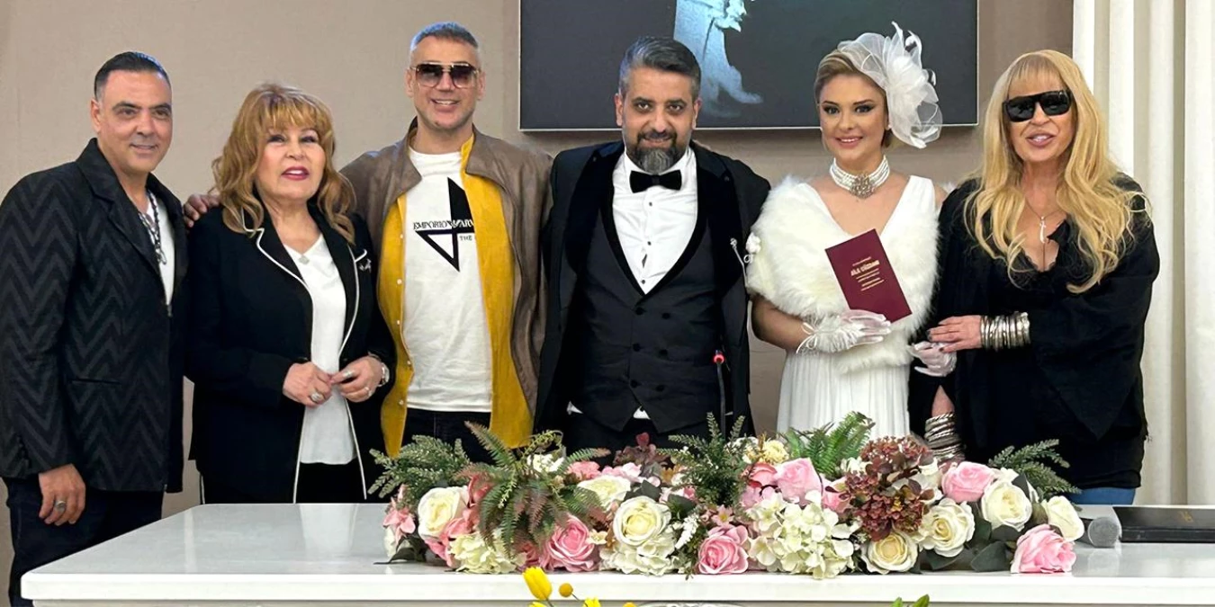 Beşiktaş Evlendirme Dairesi\'nde ünlü şahitlerle nikah