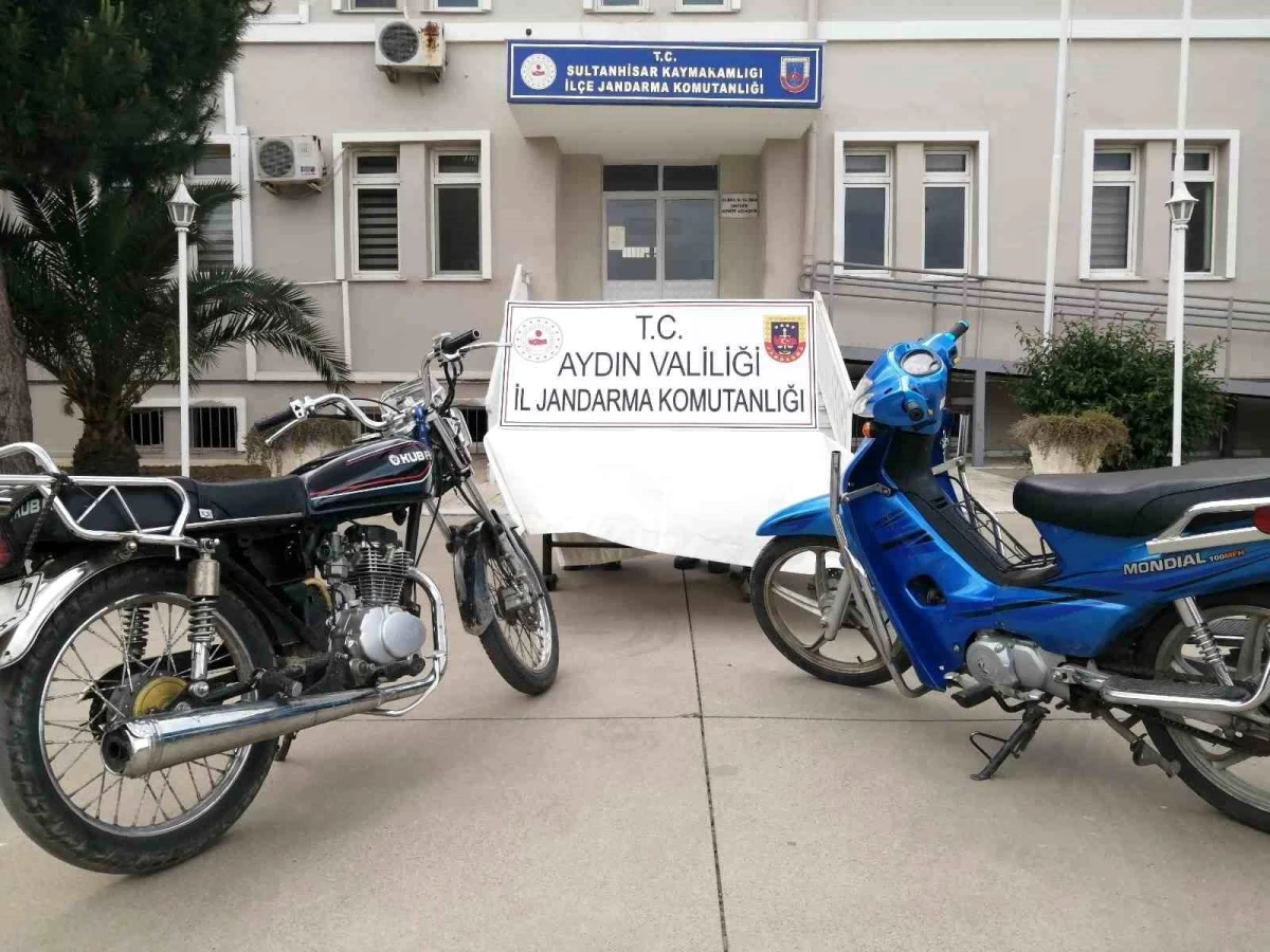 Aydın\'da aranan şahsa operasyon: 2 motosiklet ele geçirildi