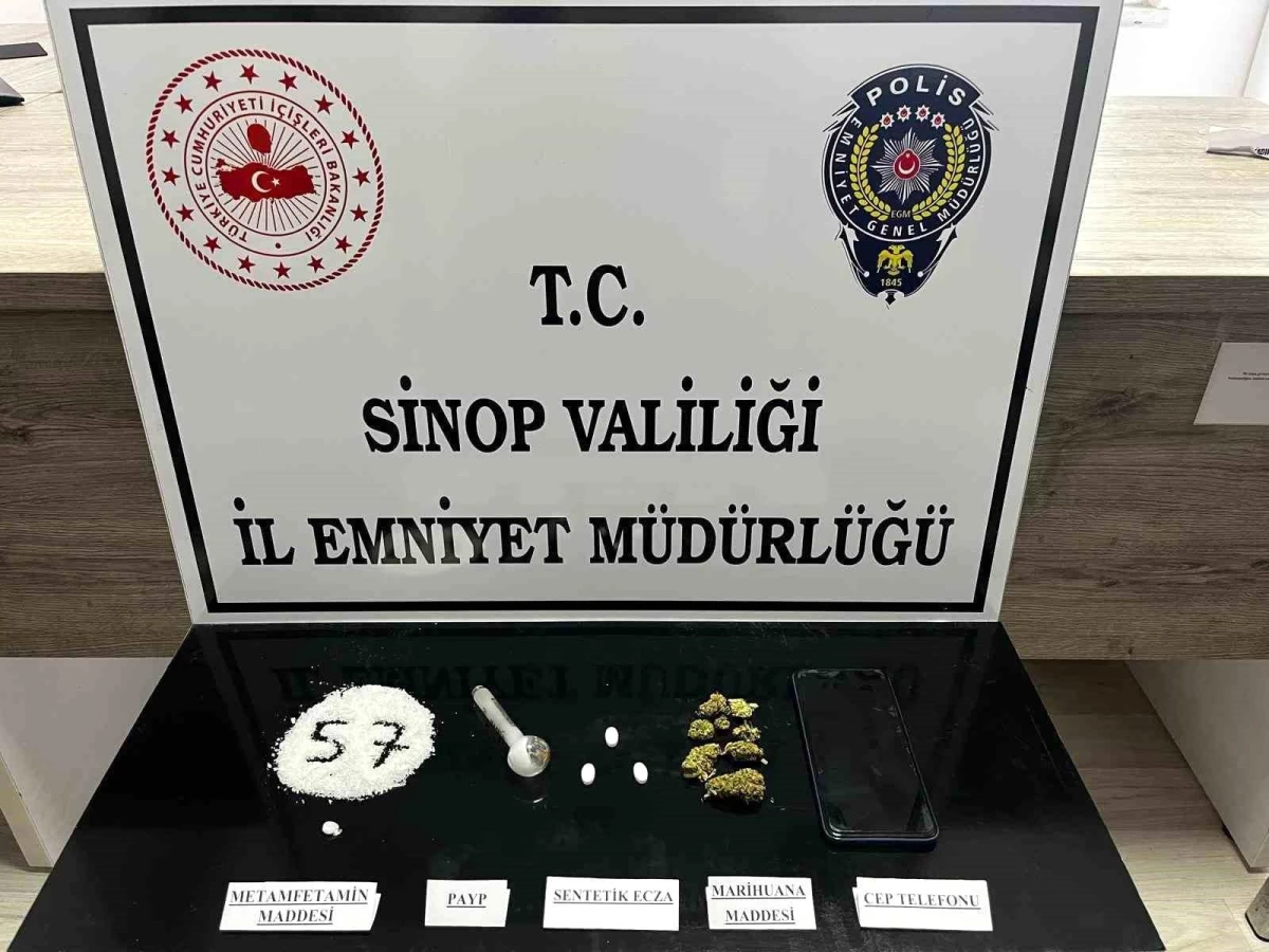 Sinop\'ta yapılan operasyonda uyuşturucu madde ele geçirildi