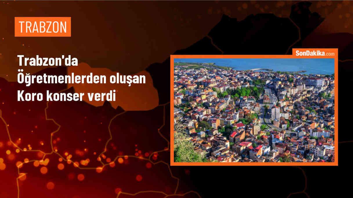 Trabzon\'da Öğretmenlerden Oluşan Koro Konser Verdi
