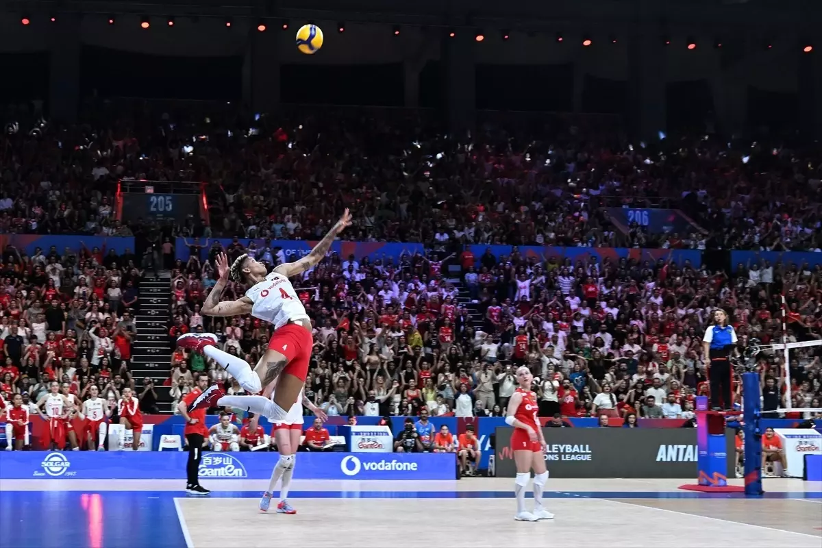 A Milli Kadın Voleybol Takımı, Hollanda\'yı mağlup etti