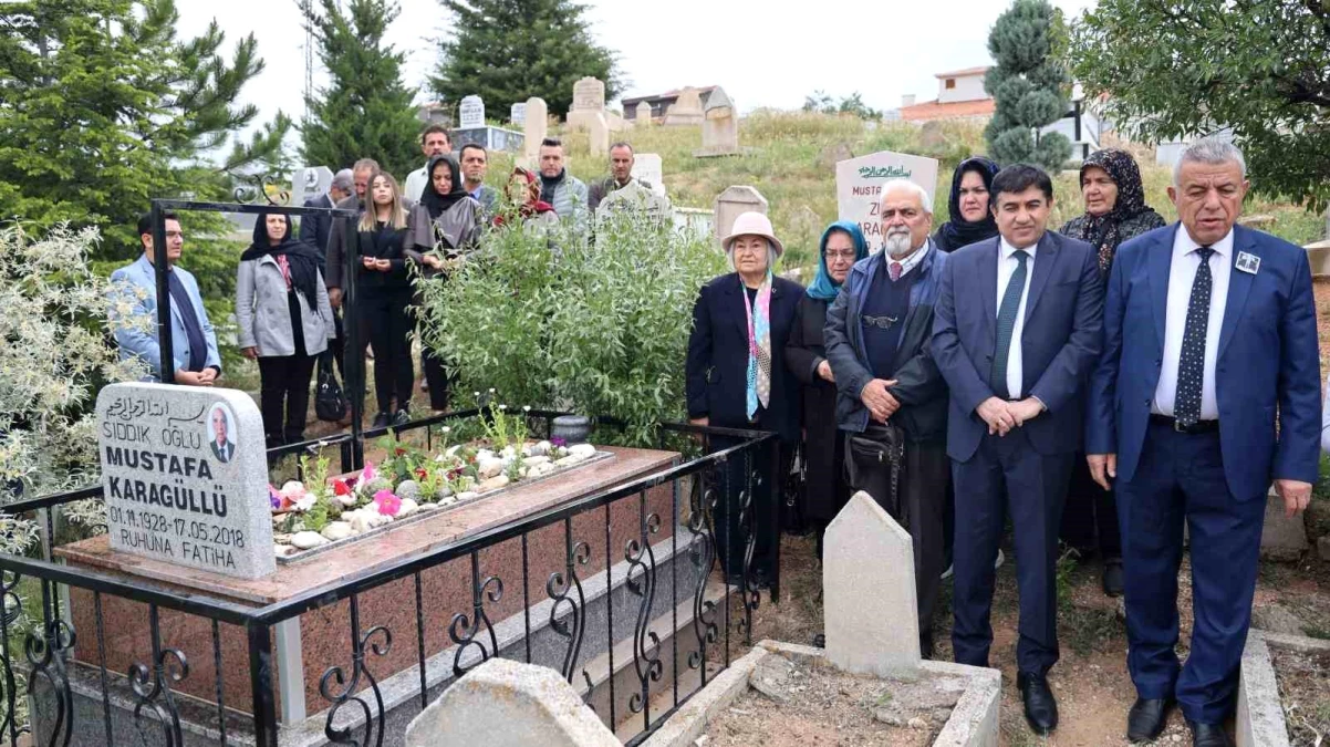Kırşehir\'de \'Ahi Baba\' Mustafa Karagüllü anıldı
