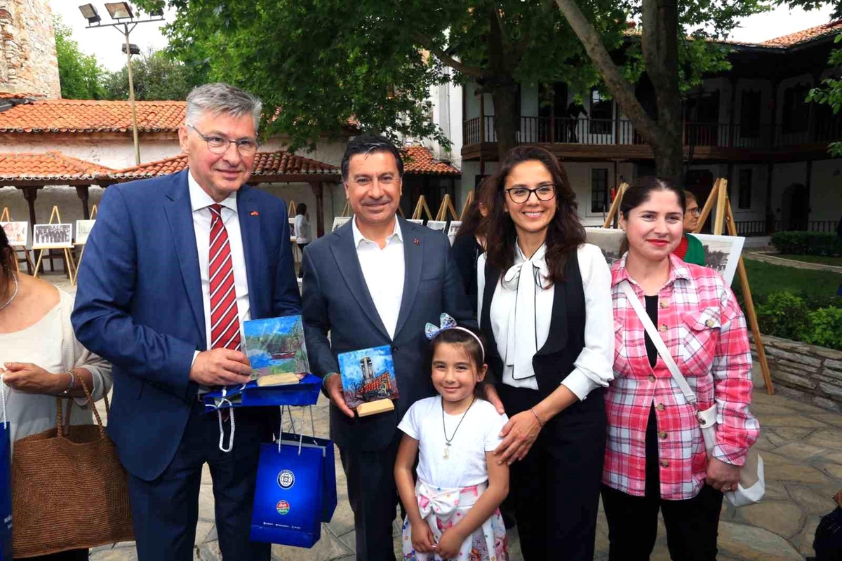 Muğla Büyükşehir Belediye Başkanı Ahmet Aras, Almanya Federal Cumhuriyeti İzmir Başkonsolosu Ralf Schröer\'ü ağırladı