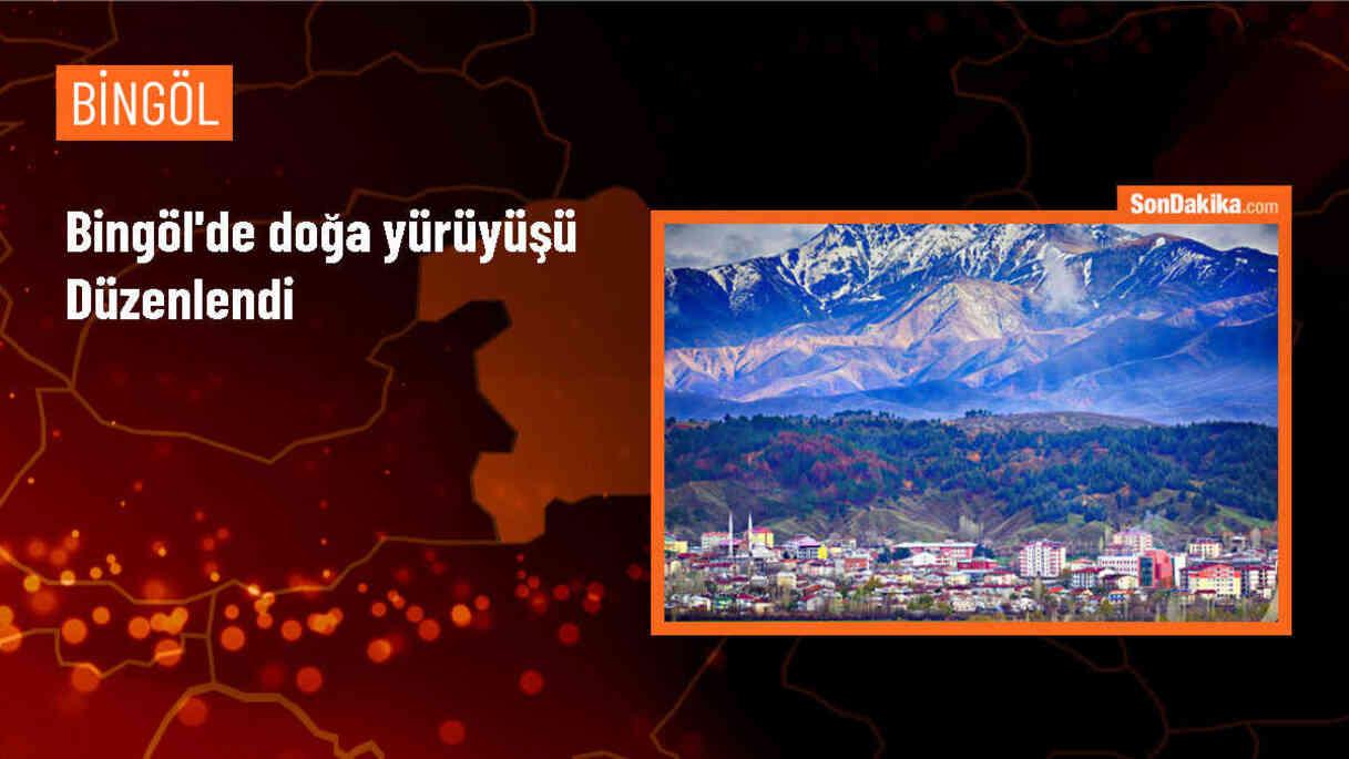 Bingöl\'de Gençlik Haftası etkinlikleri kapsamında doğa yürüyüşü düzenlendi