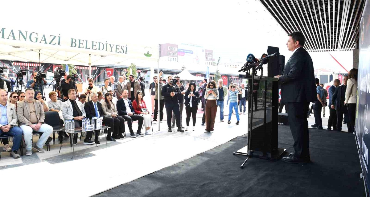 Osmangazi Belediyesi 1. Gençlik ve Spor Şöleni\'ni Düzenledi