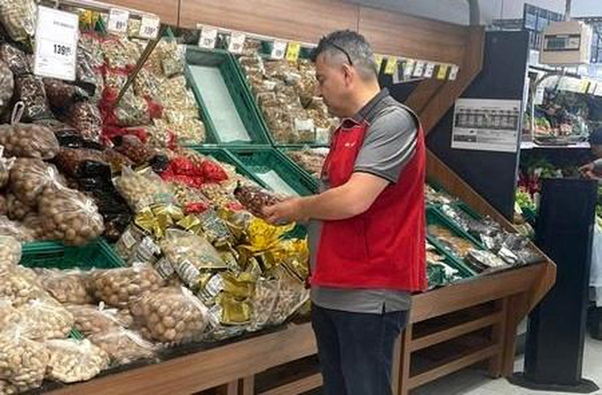 Muğla\'da Süpermarket ve Gıda Depolarına Denetim Artırıldı