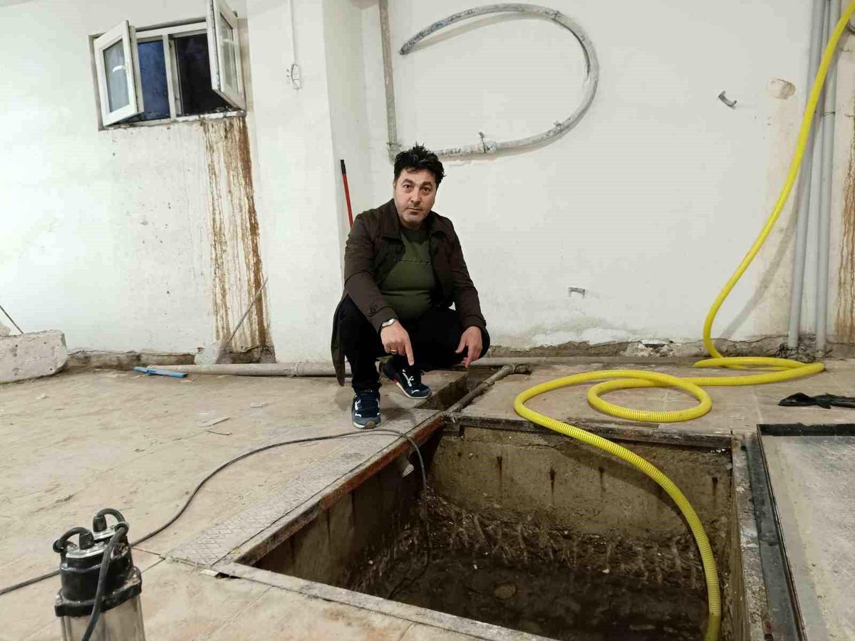 Eskişehir Emek Mahallesi\'nde Esnafın Su Sorunu
