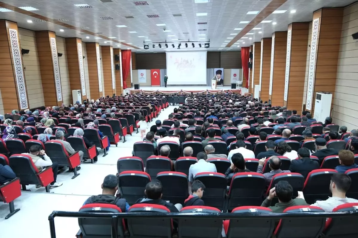 Erzincan İl Müftülüğü ev sahipliğinde Vekaletle Kurban Organizasyonu ve Yaz Kur\'an Kursları Tanıtım Toplantısı düzenlendi