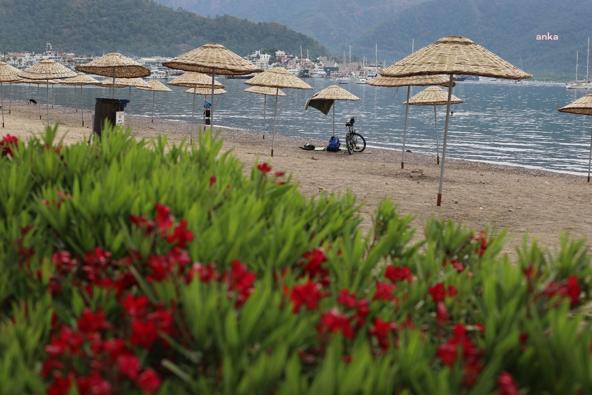 Marmaris Halk Plajları Yaz Sezonuna Hazırlanıyor