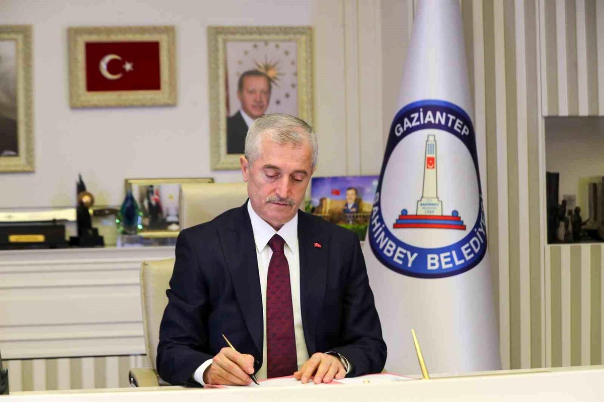 Şahinbey Belediye Başkanı Mehmet Tahmazoğlu\'ndan 19 Mayıs mesajı