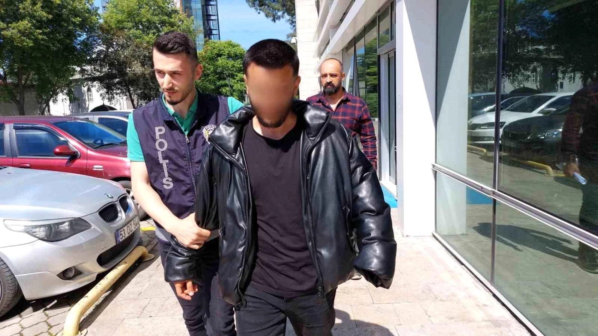 Samsun\'da Üniversite Öğrencisi Emlakçıyı Tabancayla Yaraladı