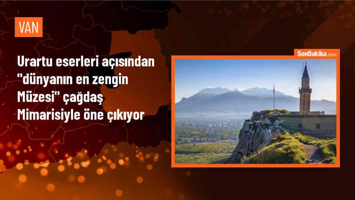 Van Müzesi, Tarihi Eserleriyle Ziyaretçilerini Ağırlıyor