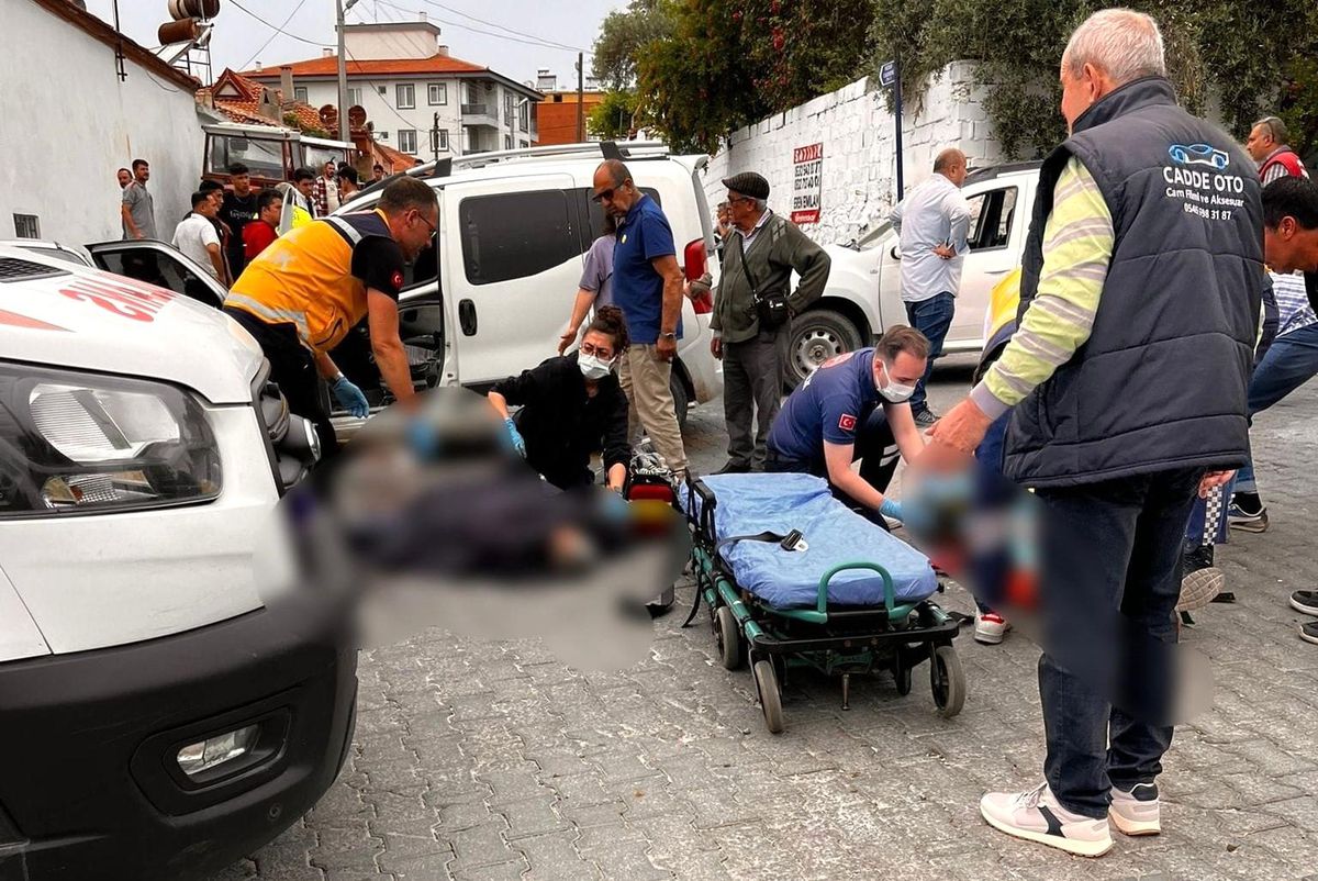 Muğla\'da trafik kazasında 3 kişi yaralandı