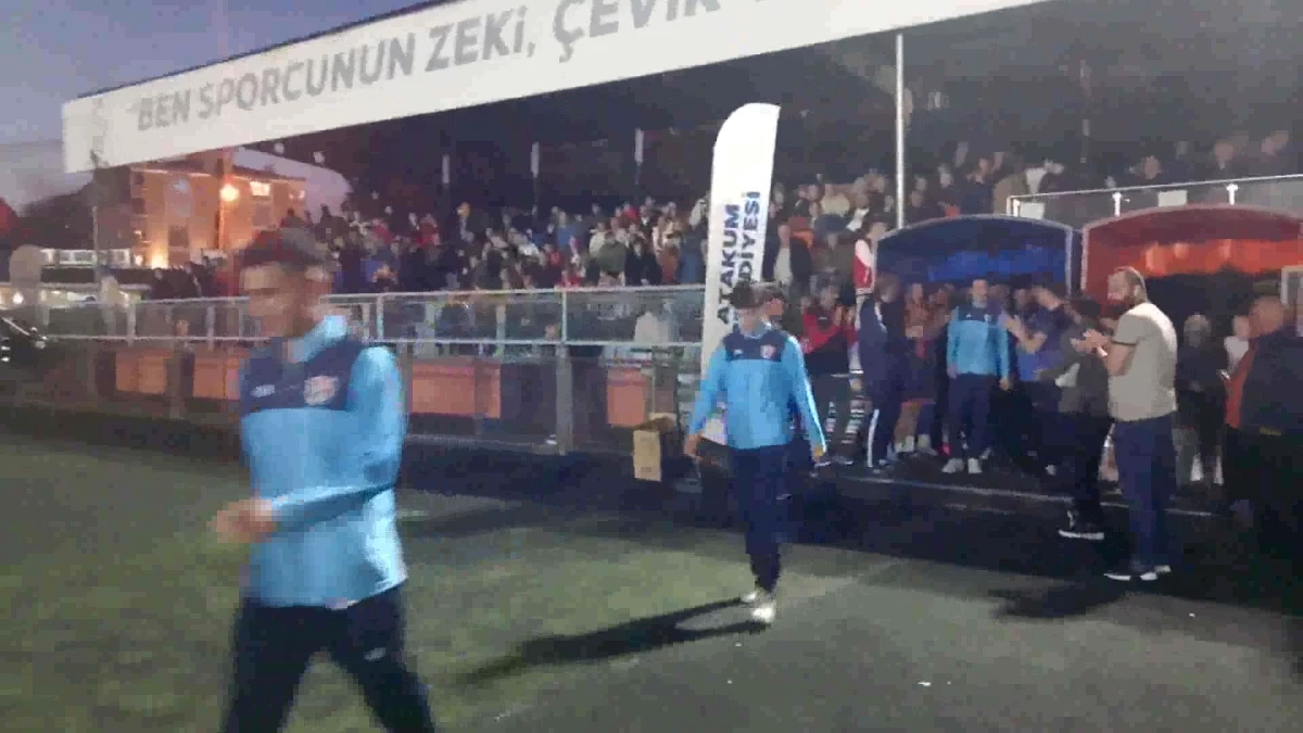 Atakum Belediyesi, Samsunspor\'un efsane futbolcularıyla maç düzenledi