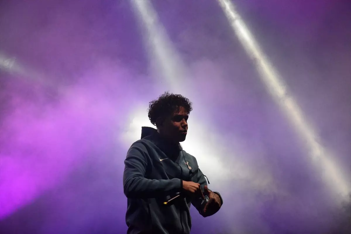 Bursa\'da 19 Mayıs etkinlikleri kapsamında rap müzik konseri düzenlendi