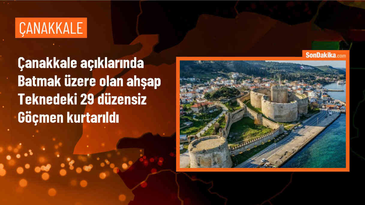 Gökçeada açıklarında batmak üzere olan teknedeki 29 düzensiz göçmen kurtarıldı