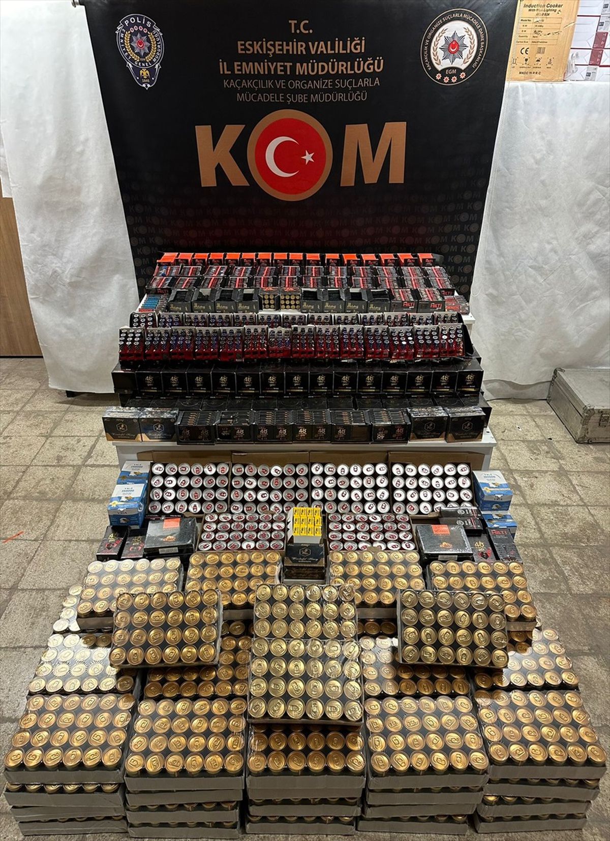 Eskişehir\'de kaçakçılık operasyonu: 2 zanlı tutuklandı
