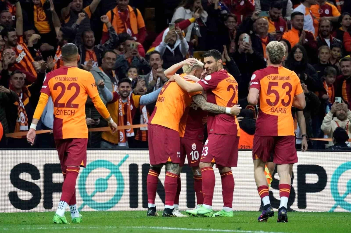 Galatasaray, Fenerbahçe Derbisini Kazanarak Şampiyonluğunu İlan Etmek İstiyor