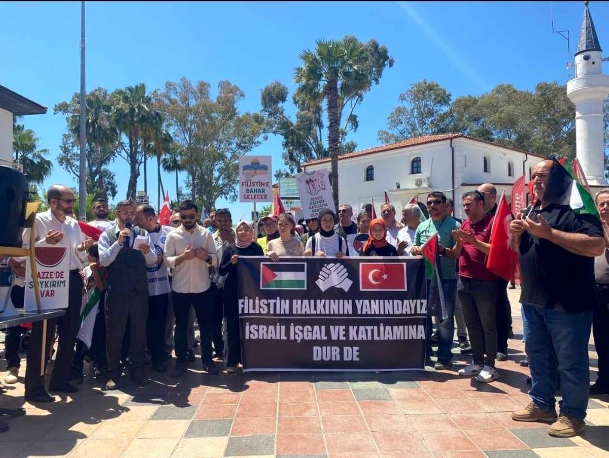 Muğla\'da Filistin\'e Destek Yürüyüşü Gerçekleştirildi