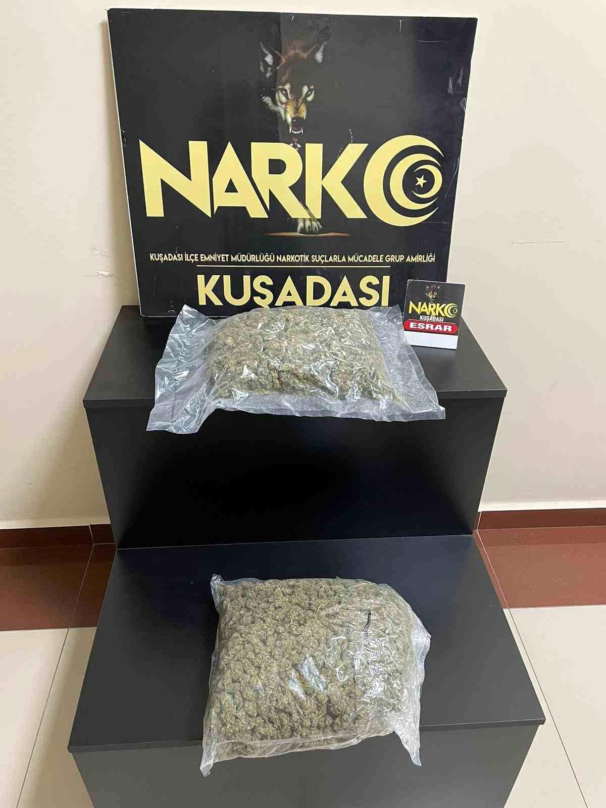 Kuşadası\'nda Uyuşturucu Operasyonu: 2 Kilogram 75 Gram Uyuşturucu Ele Geçirildi