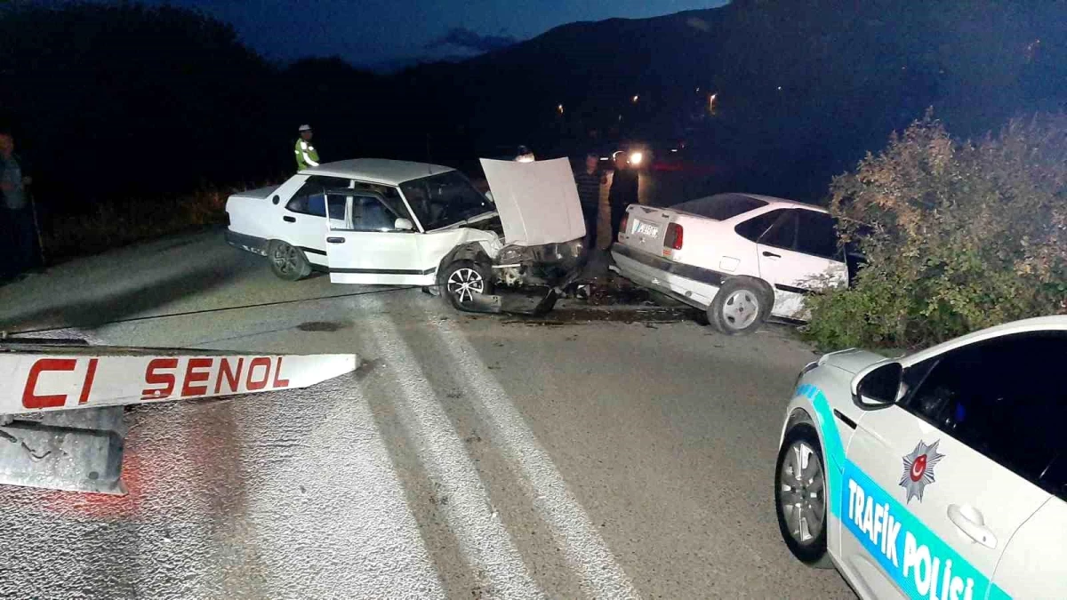 Karabük\'te Alkollü Sürücünün Karıştığı Kazada 4 Kişi Yaralandı