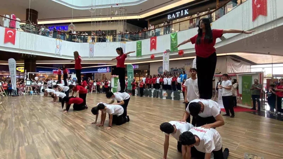 Adıyaman Doğa Koleji, 19 Mayıs Gençlik ve Spor Bayramını coşkuyla kutladı