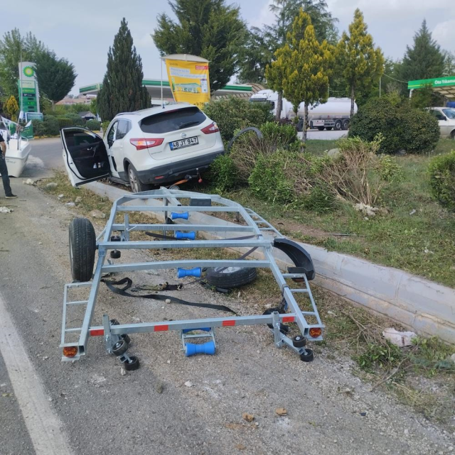 Ankara Büyükşehir Belediye Başkanı Mansur Yavaş'ın ağabeyi trafik kazasında yaralandı