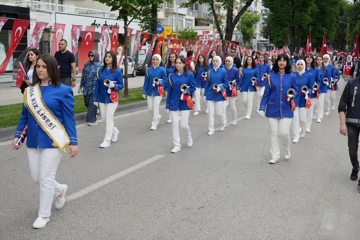 19 Mayıs Atatürk\'ü Anma, Gençlik ve Spor Bayramı Törenleri Düzenlendi