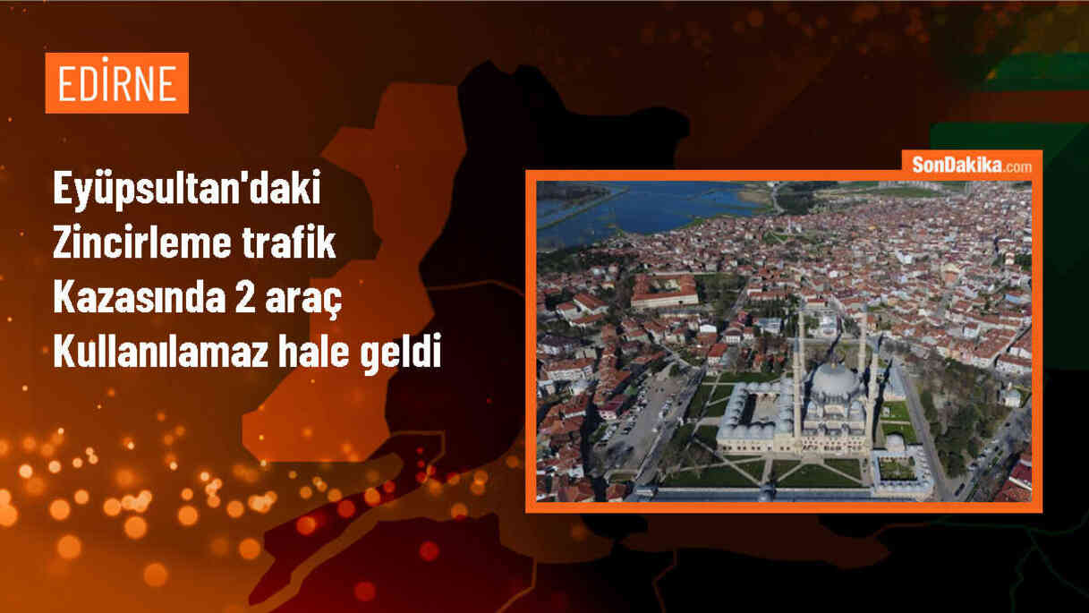 Eyüpsultan\'da Zincirleme Trafik Kazası: 2 Araç Kullanılamaz Hale Geldi