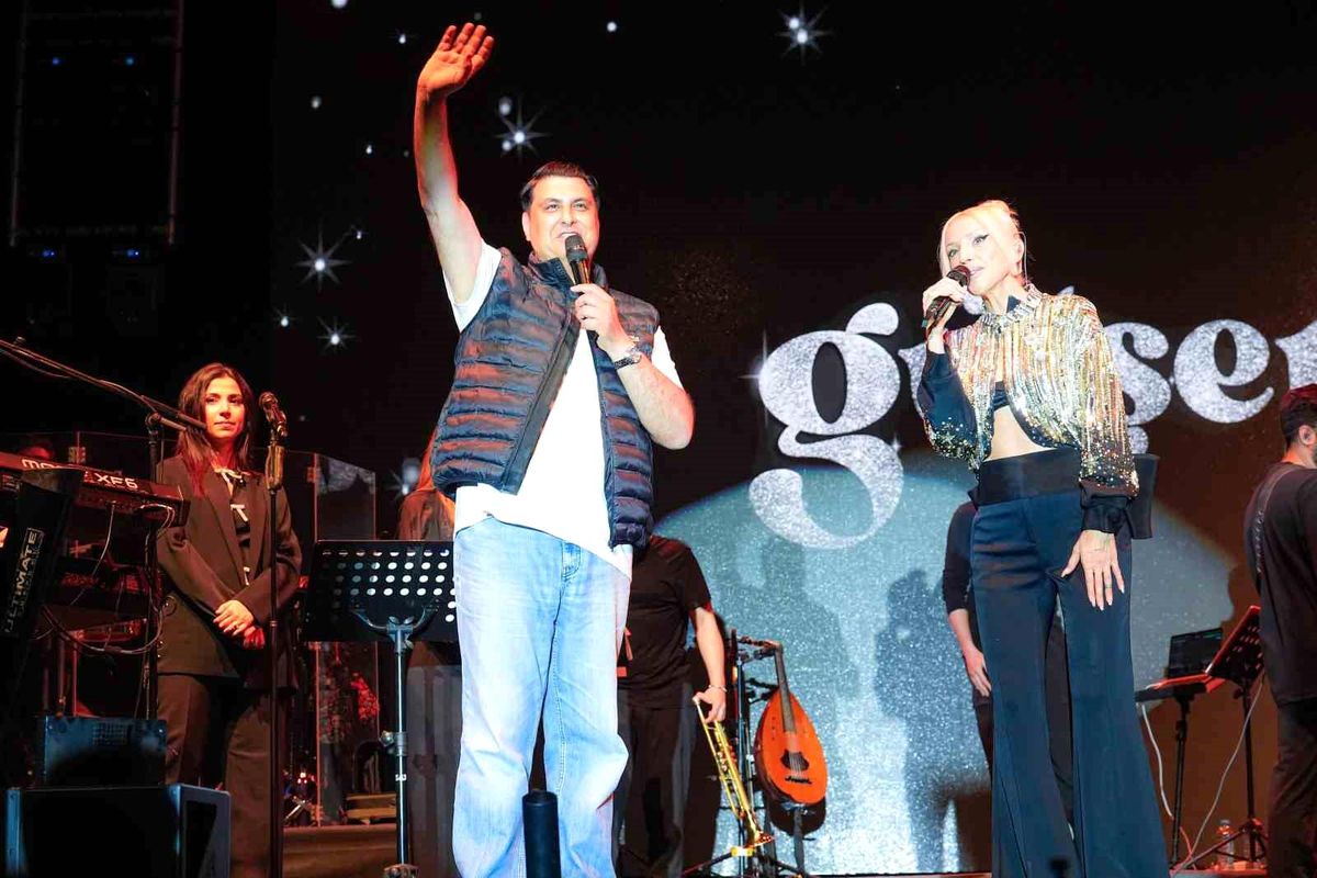 Gaziantep\'teki gençlerin coşkusunu doruğa çıkaran konser