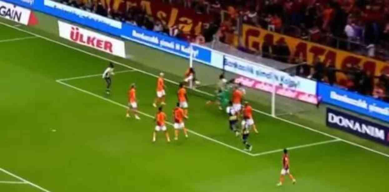 Golden sonra Icardi sevinci! Çağlar, Fenerbahçe'yi öne geçirdi