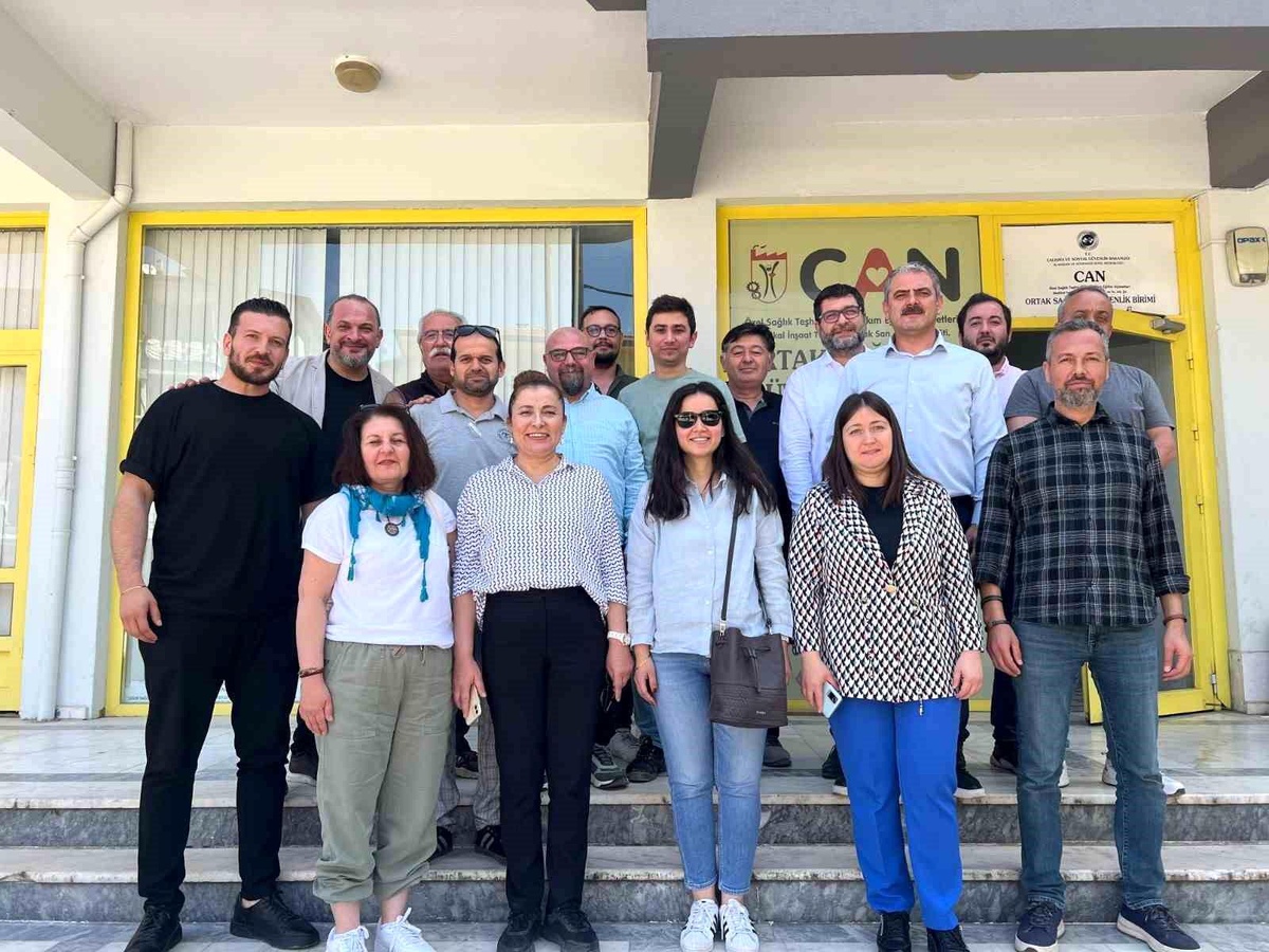 İş Sağlığı ve Güvenliği Alanında Yeterlilik İçin İş Güvenliği Uzmanları ve İş Yeri Hekimlerinin Etkin Çalışması Önemlidir