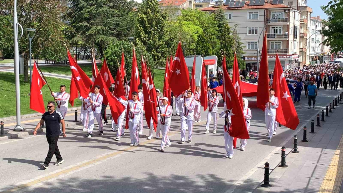 Karaman\'da 19 Mayıs Atatürk\'ü Anma Gençlik ve Spor Bayramı Kutlamaları