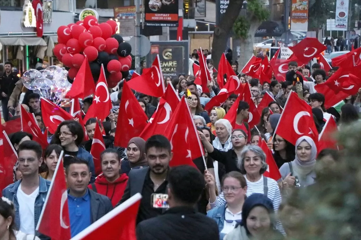 Niğde\'de 19 Mayıs Atatürk\'ü Anma, Gençlik ve Spor Bayramı kutlamaları