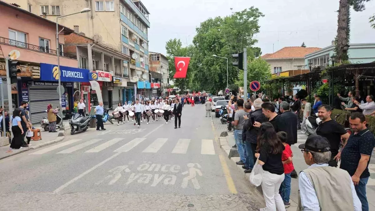 Sındırgı\'da 19 Mayıs kutlamaları coşkuyla devam ediyor