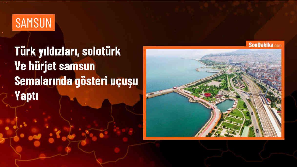 Türk Yıldızları, SOLOTÜRK ve HÜRJET Samsun\'da Gösteri Uçuşu Gerçekleştirdi