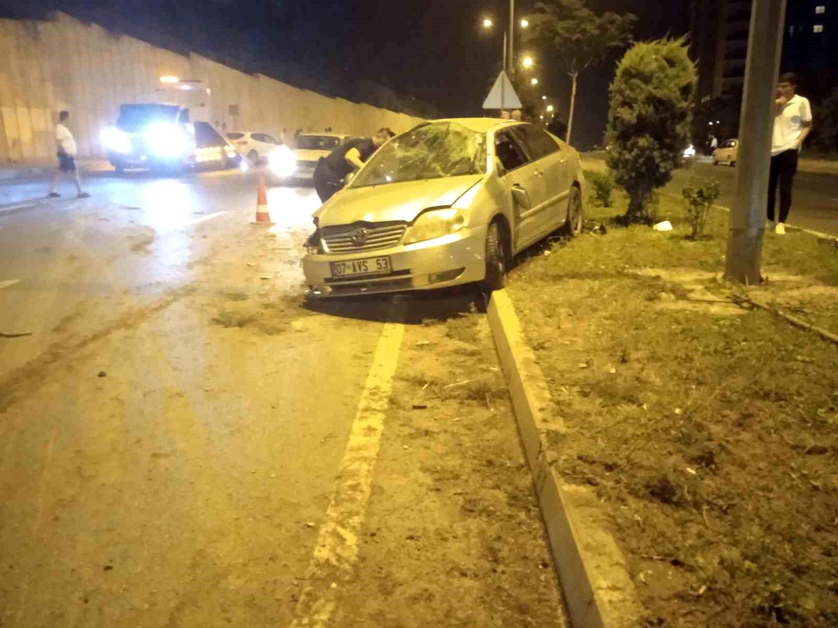 Alanya\'da Trafik Kazası: 1 Yaralı